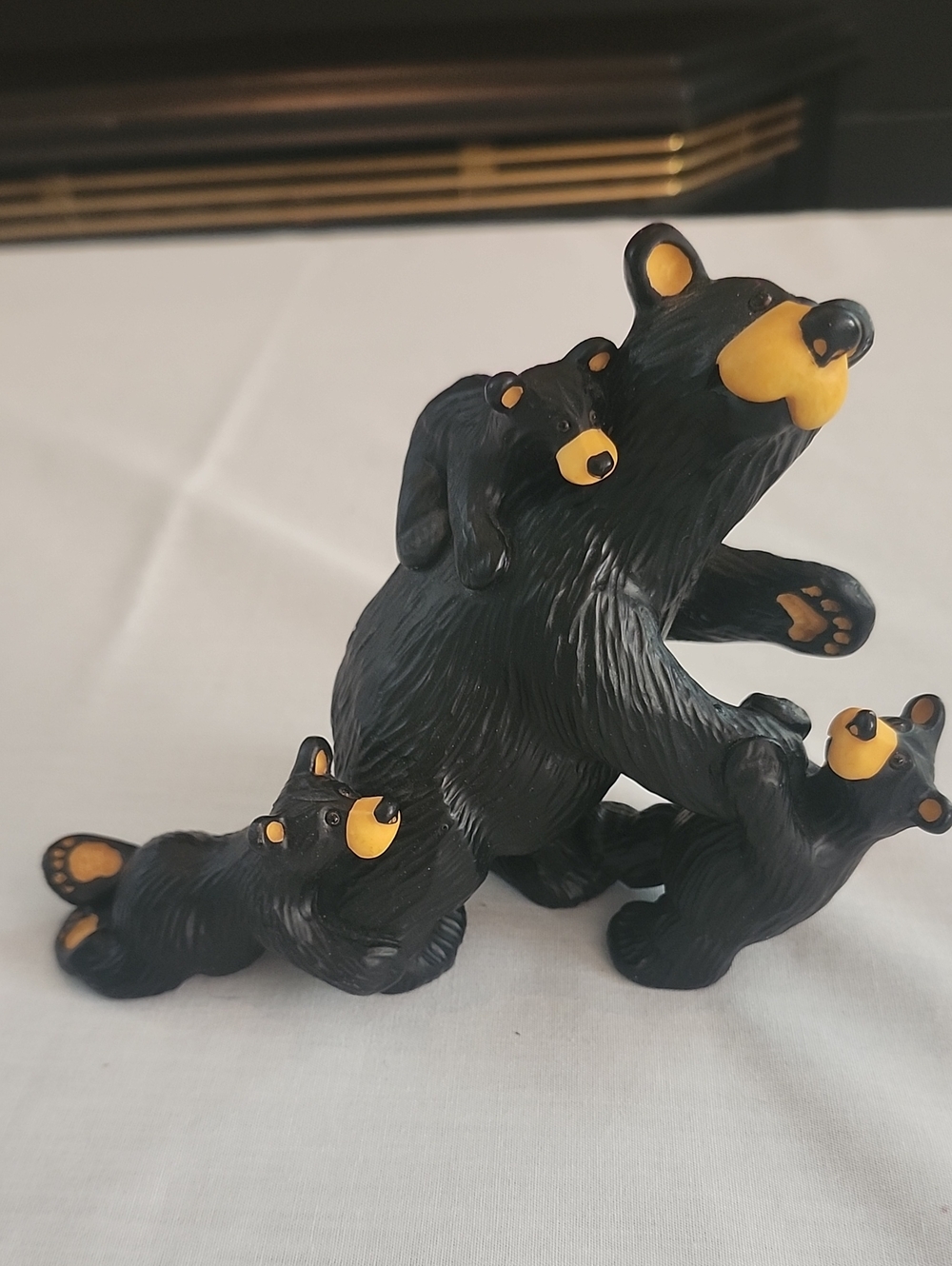 Big Sky Carvers BearFoots By Montana's Jeff Fleming "Daddy's Home"